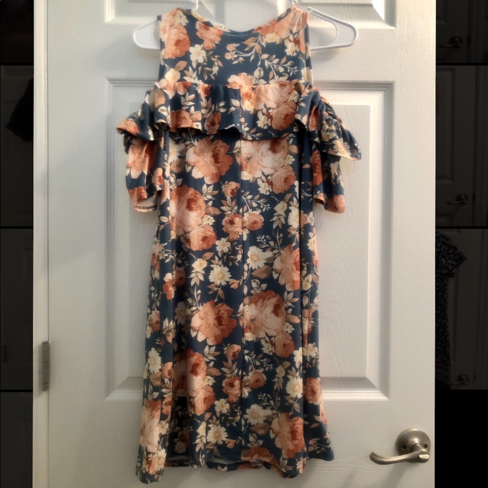 NWOT - Francesca’s Size M Dress